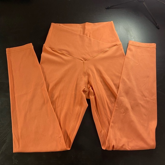 Offline Real Me High Waisted Cross Over Legging Dusty Peach - Picture 2 of 6